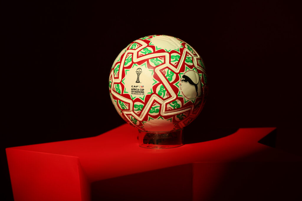 découvrez les enjeux de la guerre médiatique qui suit la can 2025 à alger, entre rivalités politiques et stratégies de communication.