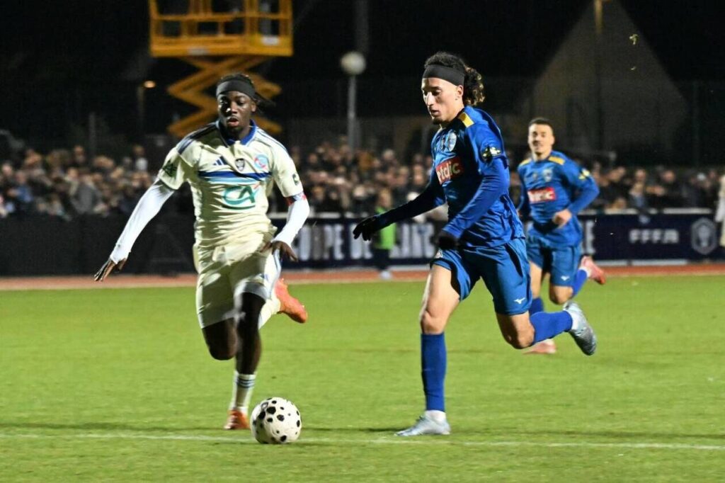 analyse des incertitudes entourant nassim sabihi dans le contexte du match entre avranches et villefranche en national 2.