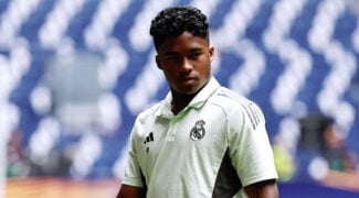 mercato hiver : endrick prêté à lyon, découvrez les transferts clés du moment à manchester city.